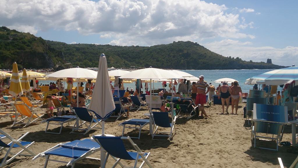 Cala Blanca Villaggio Alberghiero มารีนาดีกาเมโรตา ภายนอก รูปภาพ