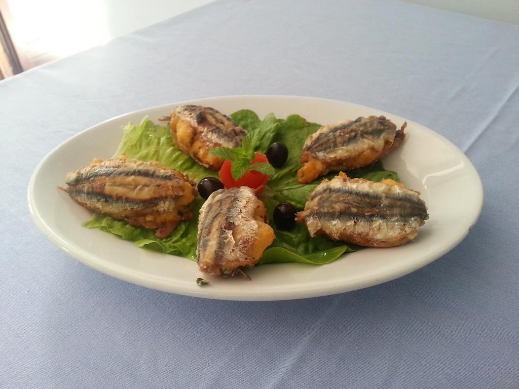 Cala Blanca Villaggio Alberghiero มารีนาดีกาเมโรตา ภายนอก รูปภาพ