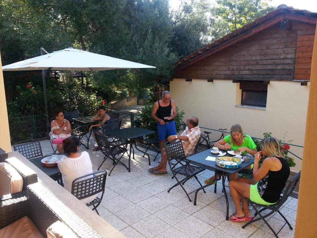 Cala Blanca Villaggio Alberghiero มารีนาดีกาเมโรตา ภายนอก รูปภาพ