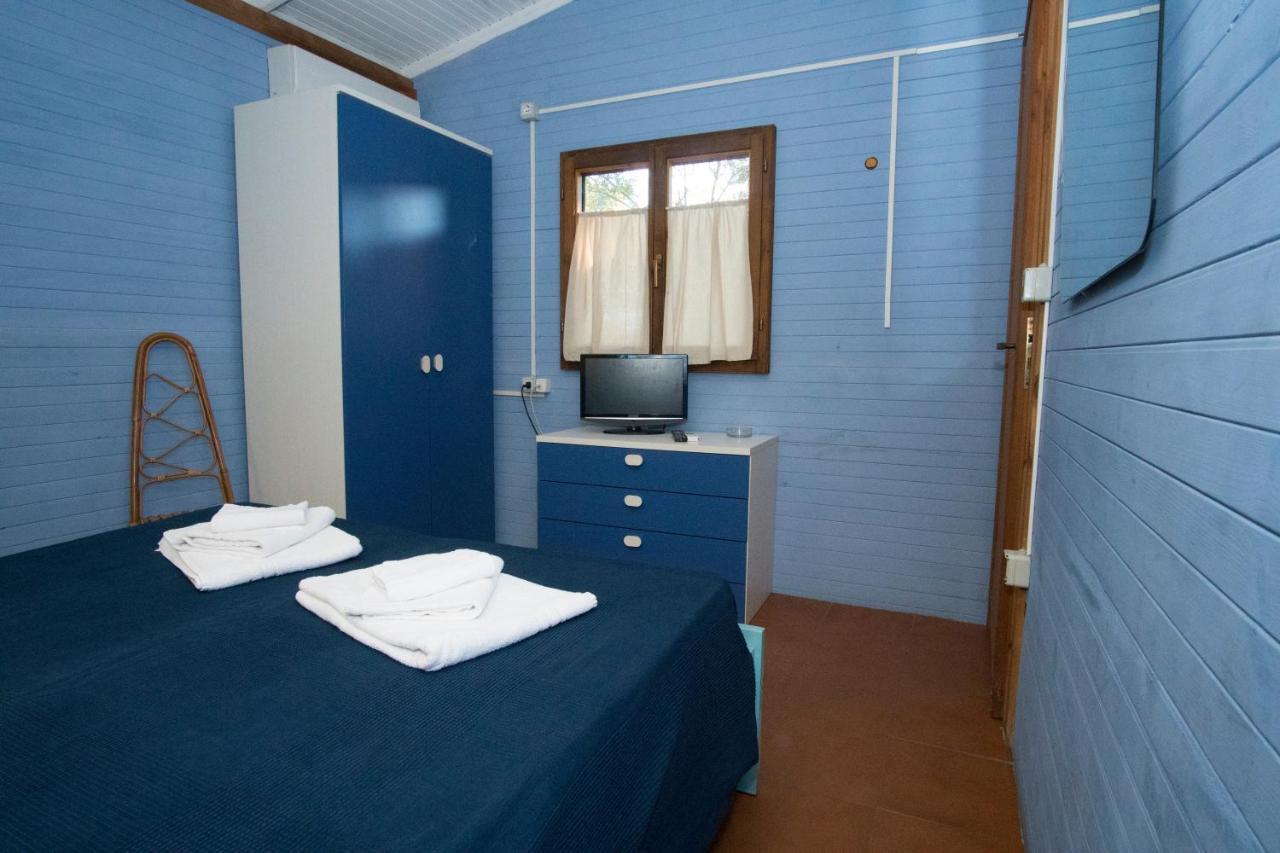 Cala Blanca Villaggio Alberghiero มารีนาดีกาเมโรตา ภายนอก รูปภาพ
