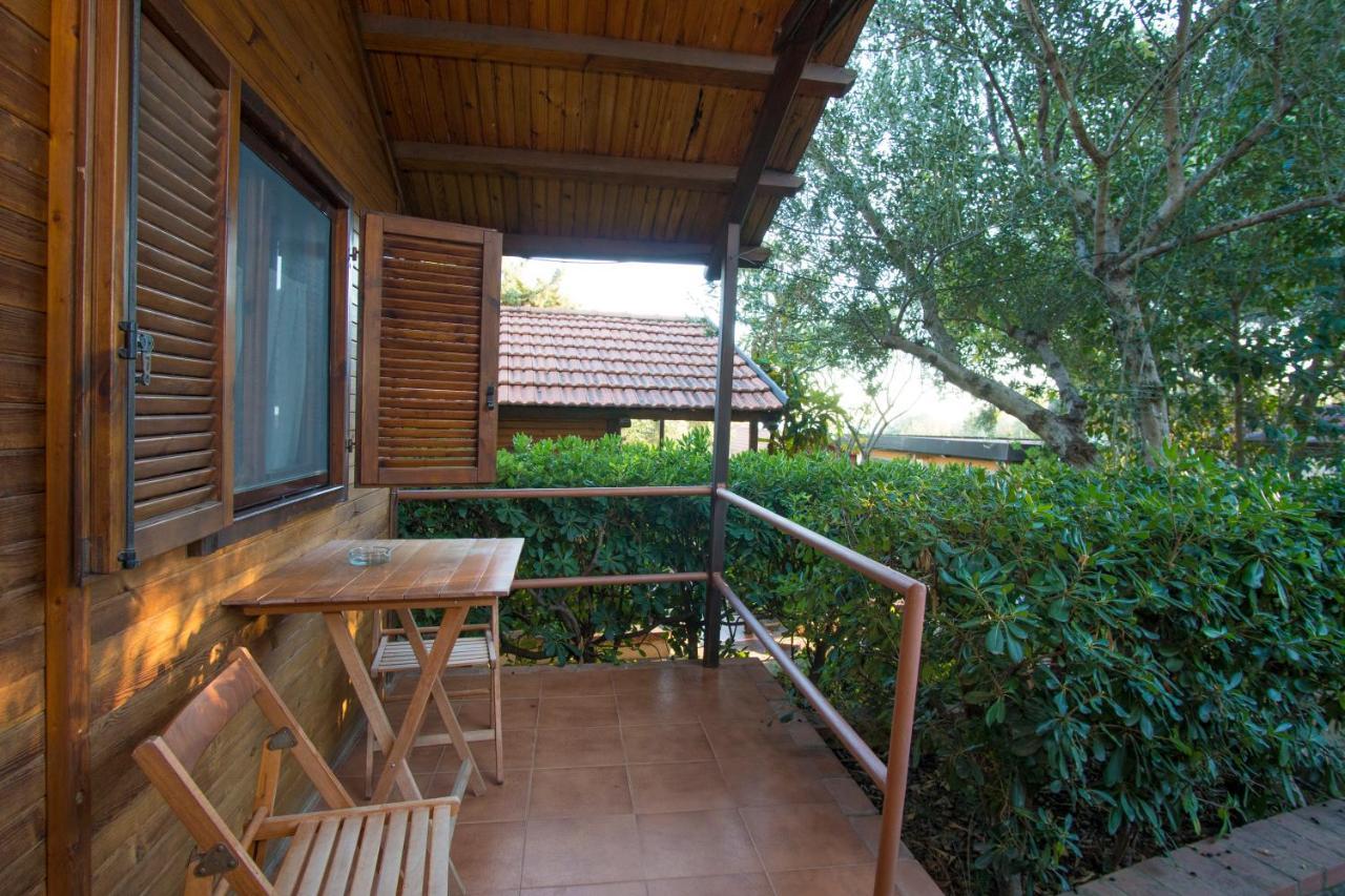 Cala Blanca Villaggio Alberghiero มารีนาดีกาเมโรตา ภายนอก รูปภาพ